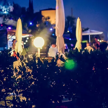 Treccani Appart hôtel 3*